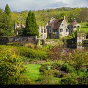 National Trust Scotney Castle